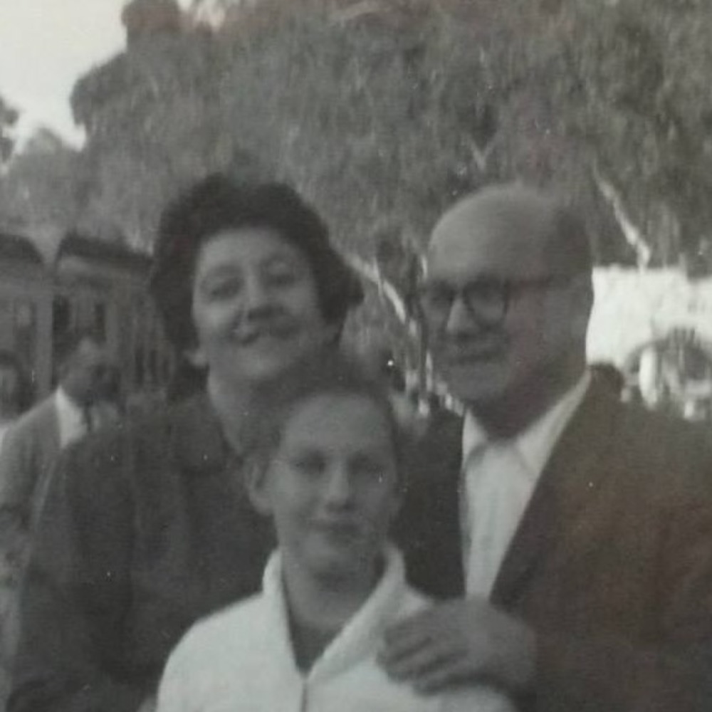 Meet your Posher, Frieda